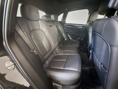 Certified 2022 Porsche Macan S image 21