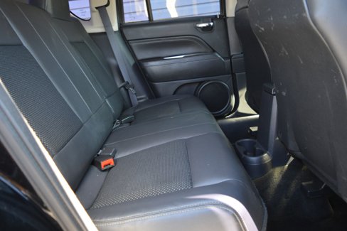 Used 2014 Jeep Compass Latitude image 24
