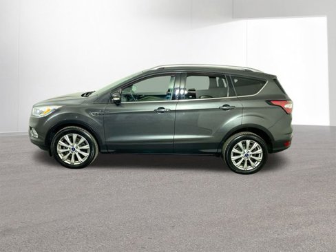Used 2017 Ford Escape Titanium image 30