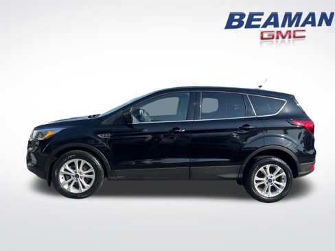 Used 2019 Ford Escape SE image 5