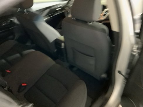 Used 2014 Chevrolet Cruze LT image 36