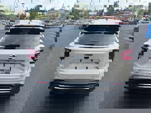 New 2026 Chevrolet Trax ACTIV w/ Sunroof Package image 7