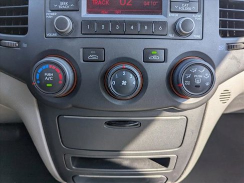 Used 2009 Kia Optima LX image 13