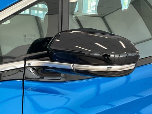Used 2022 Chevrolet Bolt LT image 12