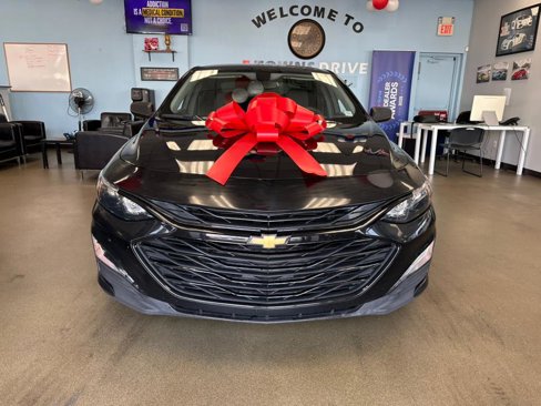 Used 2019 Chevrolet Malibu LS w/ LPO, Convenience Package 1 image 4
