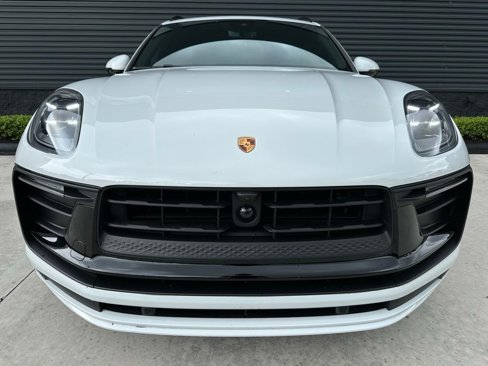 Used 2024 Porsche Macan image 7