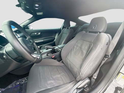 Used 2015 Ford Mustang Coupe image 20