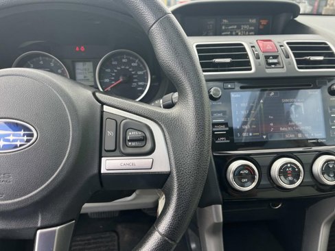 Used 2018 Subaru Forester 2.5i Premium w/ All-Weather Package image 18