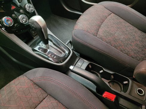Used 2020 Chevrolet Sonic LT image 26