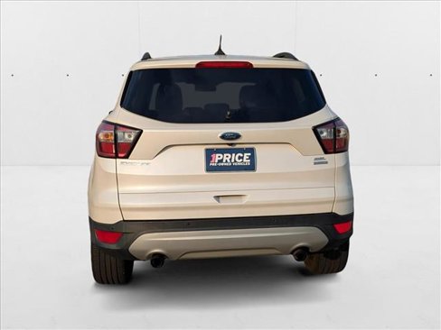 Used 2018 Ford Escape SEL image 6