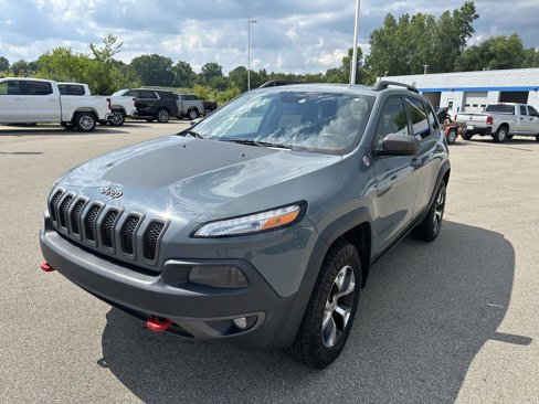 Used 2015 Jeep Cherokee Trailhawk w/ Comfort/Convenience Group image 14