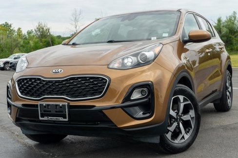 Used 2020 Kia Sportage LX image 1