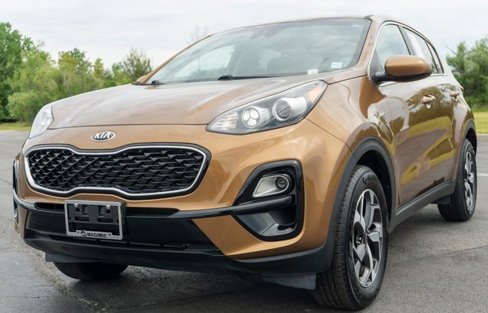 Used 2020 Kia Sportage LX image 2