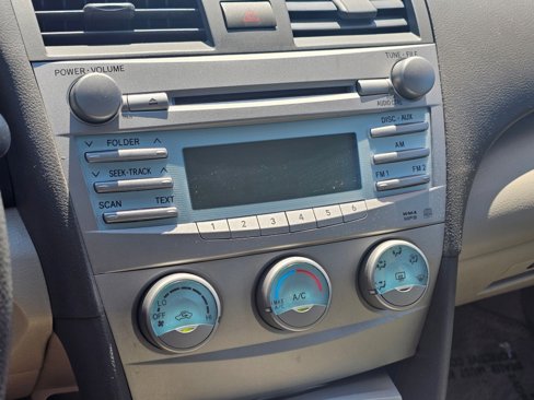 Used 2007 Toyota Camry LE image 7