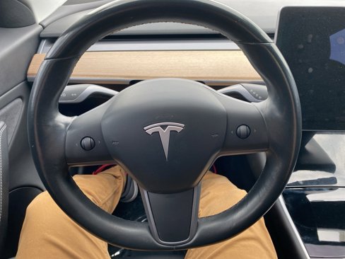Used 2018 Tesla Model 3 Long Range image 15