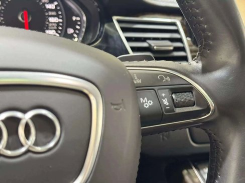 Used 2014 Audi A8 L TDI w/ Premium Package image 25