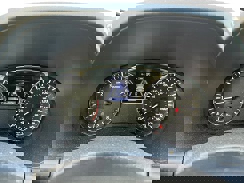 Used 2020 Nissan Pathfinder SV w/ Rock Creek Edition Cross Bars image 16