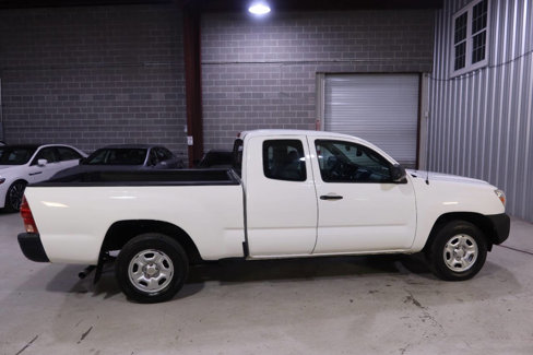 Used 2015 Toyota Tacoma 2WD Access Cab image 5