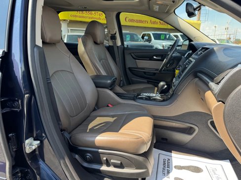 Used 2016 GMC Acadia SLT image 13