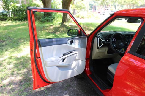 New 2025 Kia Soul LX image 18