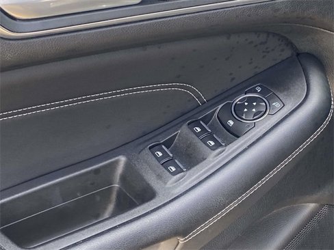 Used 2024 Ford Edge Titanium image 13