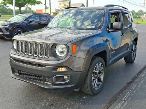 Used 2016 Jeep Renegade Latitude w/ Popular Equipment Group image 3