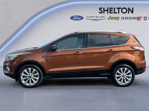 Used 2017 Ford Escape Titanium w/ Canadian Touring Package image 2