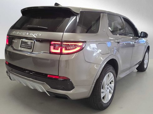 Certified 2025 Land Rover Discovery Sport S image 3