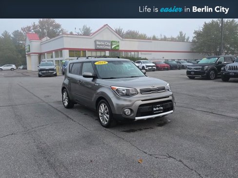 Used 2018 Kia Soul + image 1