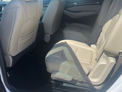 Used 2018 Buick Enclave Premium w/ Experience Buick Package image 9