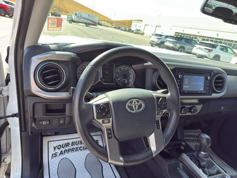 Used 2018 Toyota Tacoma SR5 image 11