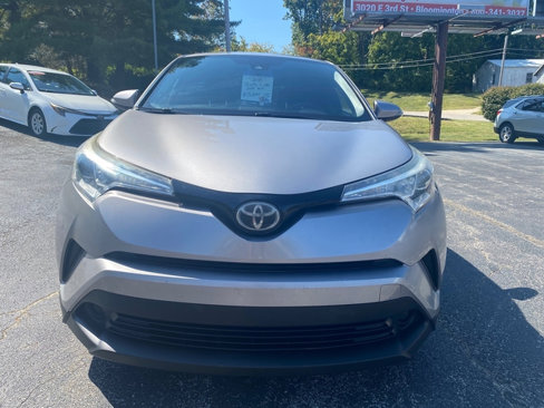 Used 2018 Toyota C-HR XLE image 3