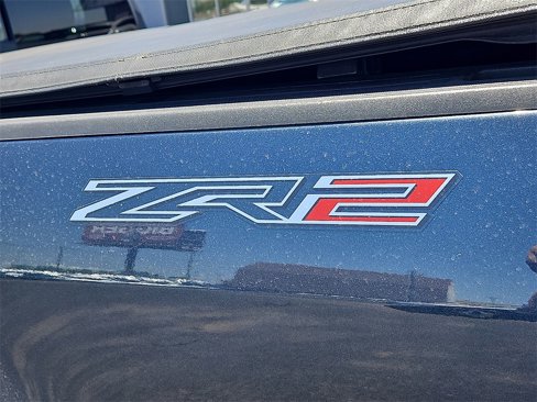 Used 2020 Chevrolet Colorado ZR2 image 15