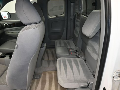 Used 2011 Toyota Tacoma 2WD Access Cab image 27