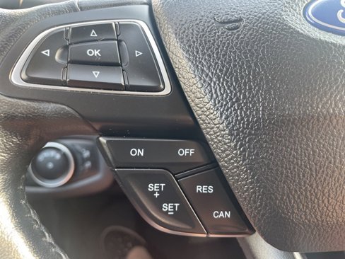 Used 2019 Ford Escape SEL image 19