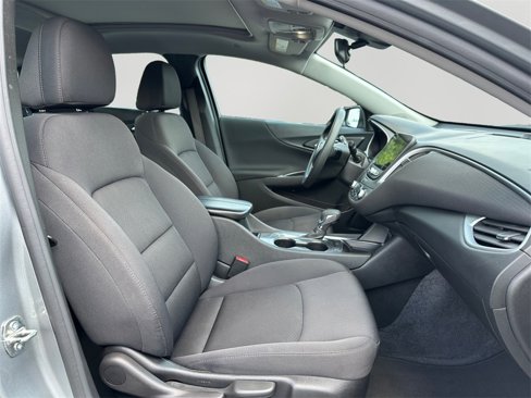 Used 2023 Chevrolet Malibu LT image 12