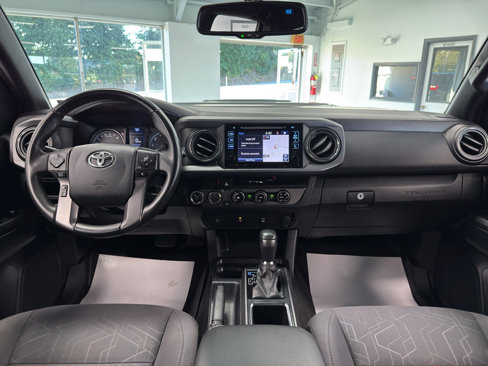 Used 2016 Toyota Tacoma TRD Sport image 20