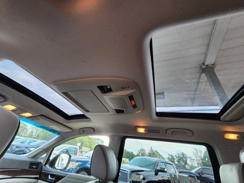 Used 2013 Nissan Quest LE image 24