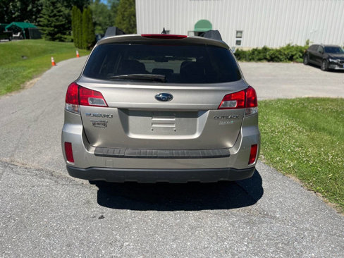 Used 2014 Subaru Outback 2.5i Premium image 6