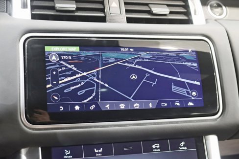 Used 2020 Land Rover Range Rover Sport HST image 18