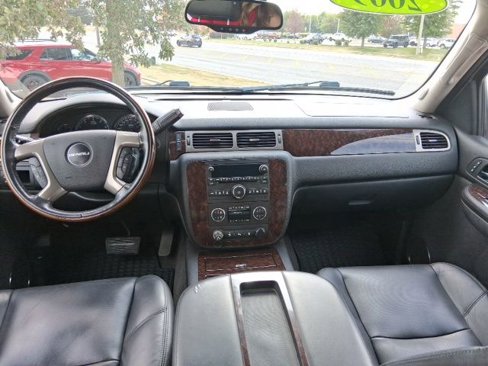 Used 2009 GMC Yukon Denali image 13