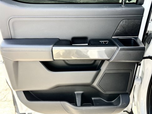 Used 2021 Ford F150 XLT w/ Equipment Group 302A High image 15