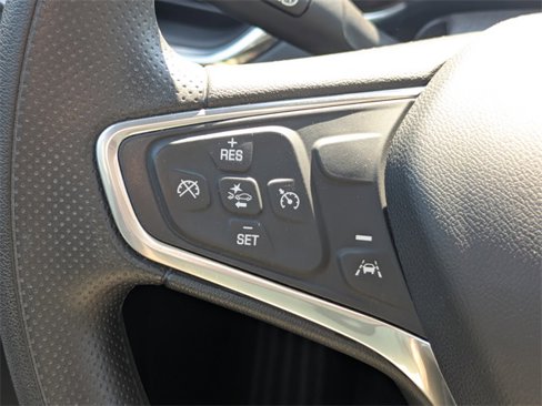 Used 2023 Chevrolet Equinox LS w/ LS Convenience Package image 26