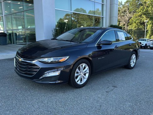 Used 2023 Chevrolet Malibu LT image 2