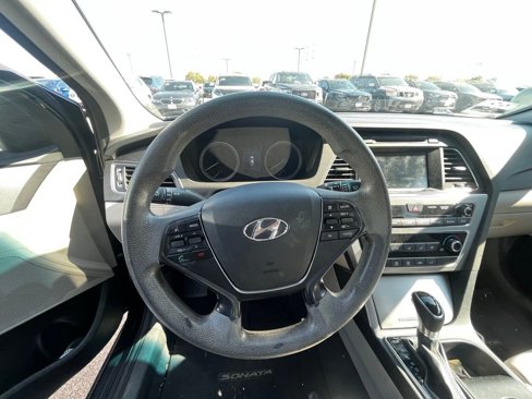 Used 2017 Hyundai Sonata Sport image 11