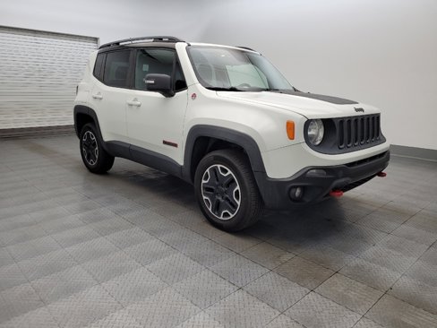 Used 2015 Jeep Renegade Trailhawk image 13