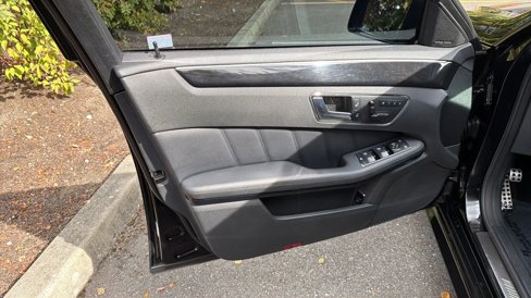 Used 2010 Mercedes-Benz E 63 AMG Sedan image 20