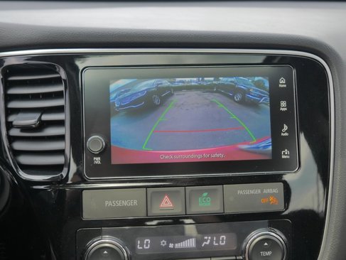 Used 2017 Mitsubishi Outlander SE image 31