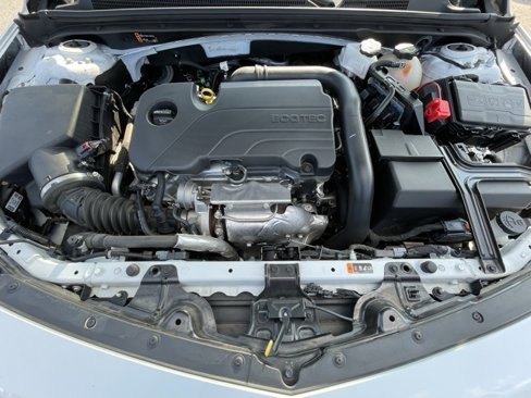 Used 2023 Chevrolet Malibu LT image 31