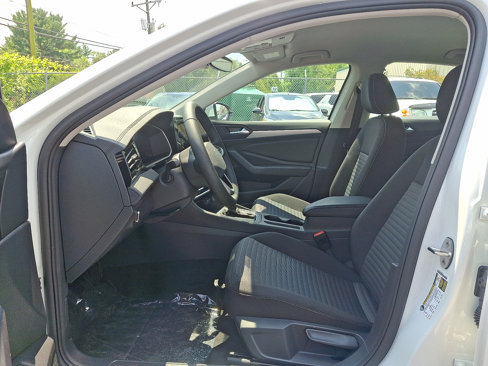 New 2025 Volkswagen Jetta S image 9